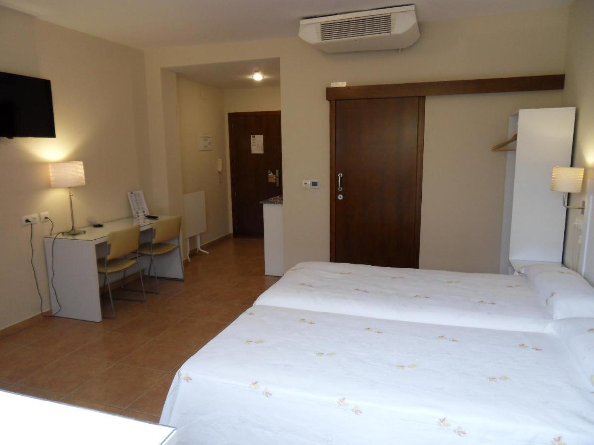 Hostal El Estudio Almansa Exterior photo